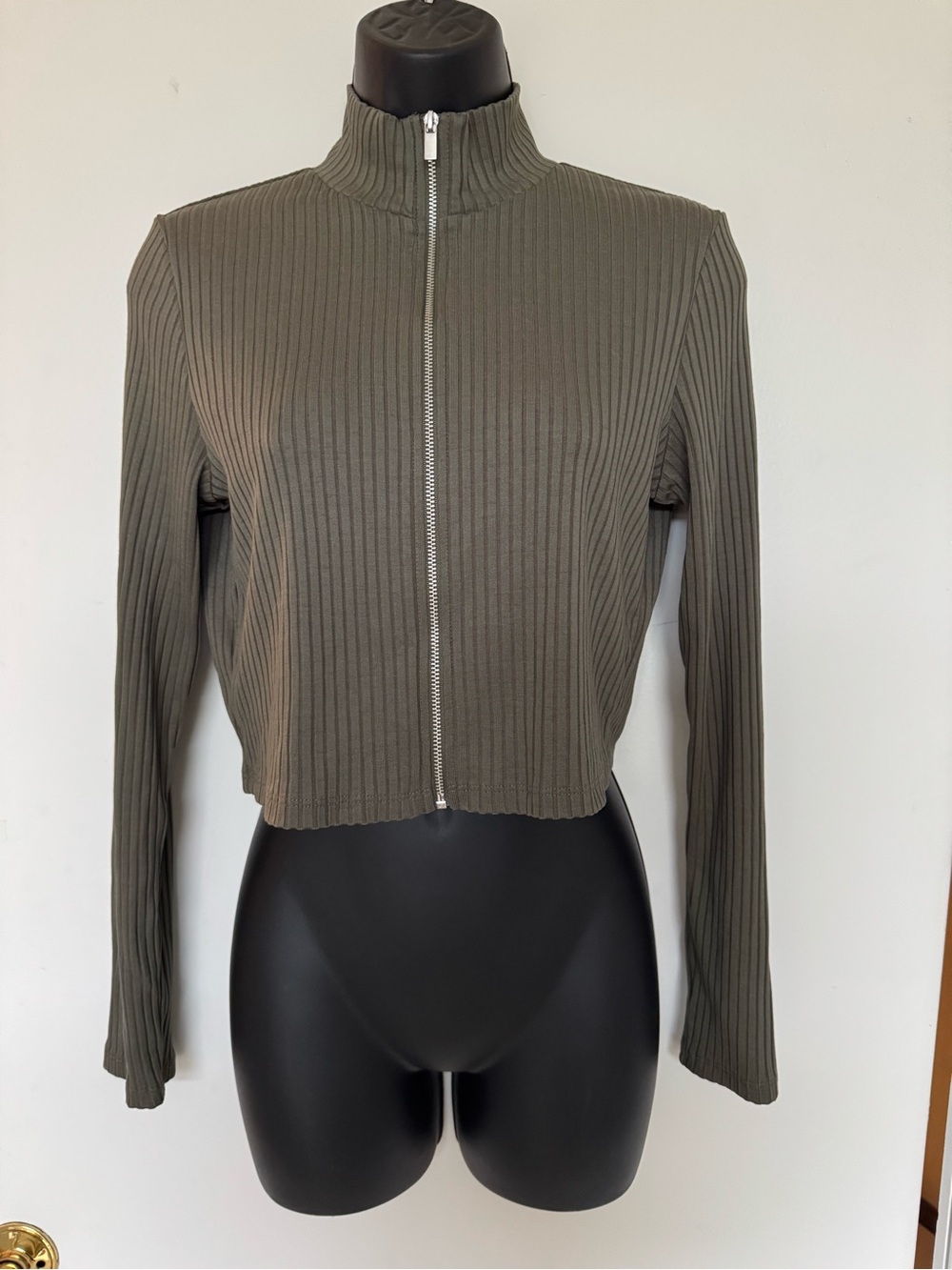 Divided Olive Ribbed Cropped Zip-Front Jacket
